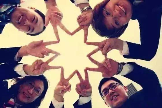 ​大年初七龙年大吉最漂亮早上好动态表情图片及早晨好动图美图祝福人七快乐！ 人在单位三惜三忌三注意（值得收藏）