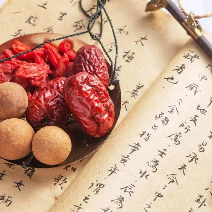 【广医时讯】共话老龄健康 广安门医院主任医师冯玲：多中心、多靶点的中医非药物疗法助力养生