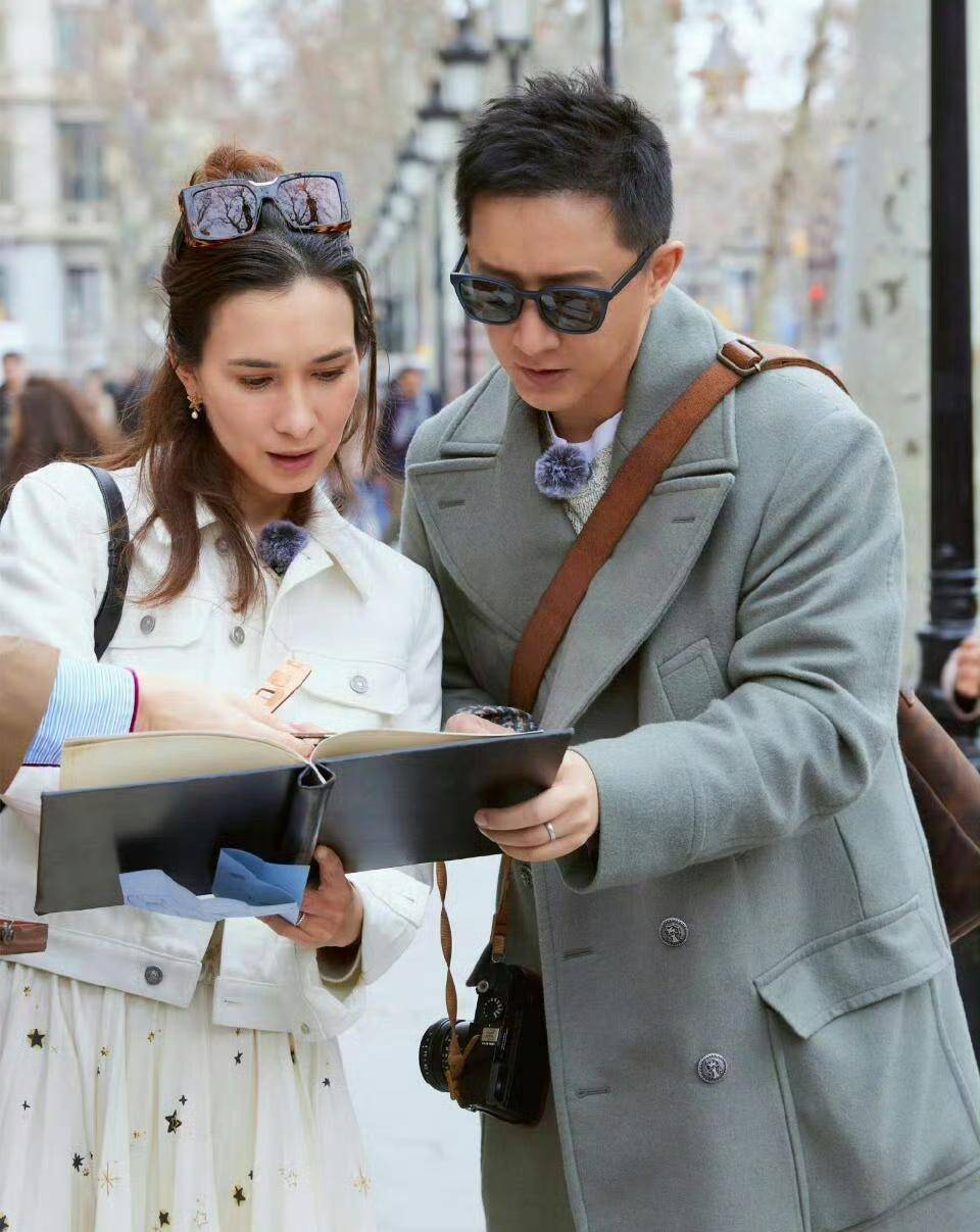 韩庚卢靖姗分房睡？夫妻相处新“姿势”曝光！