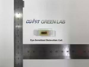 手机满电续航数十年？媒体称新型核电池获突破，深挖下细节