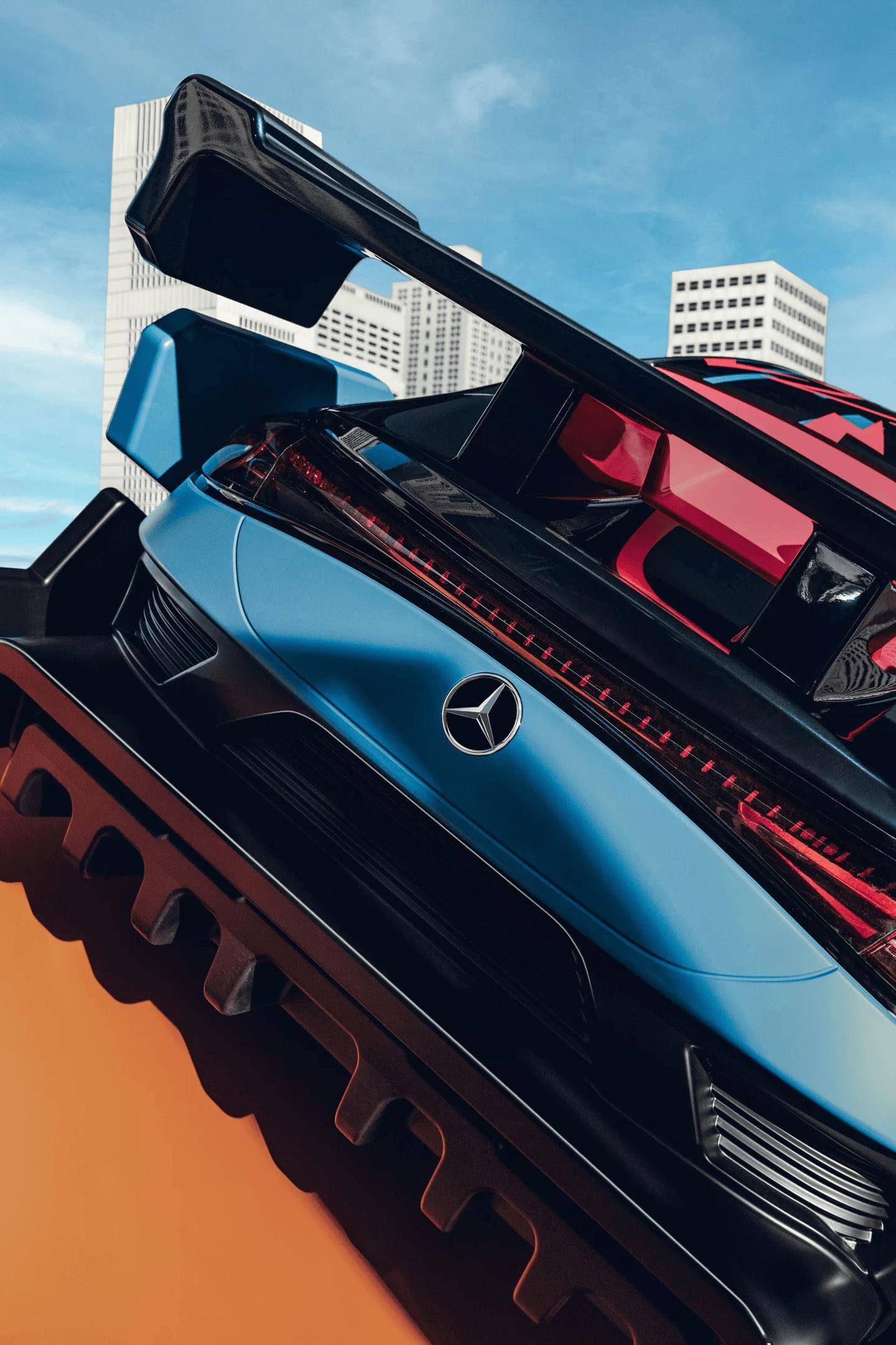 奔驰发布“成年人的玩具”：Hot Wheels 版 CLA 概念车亮相