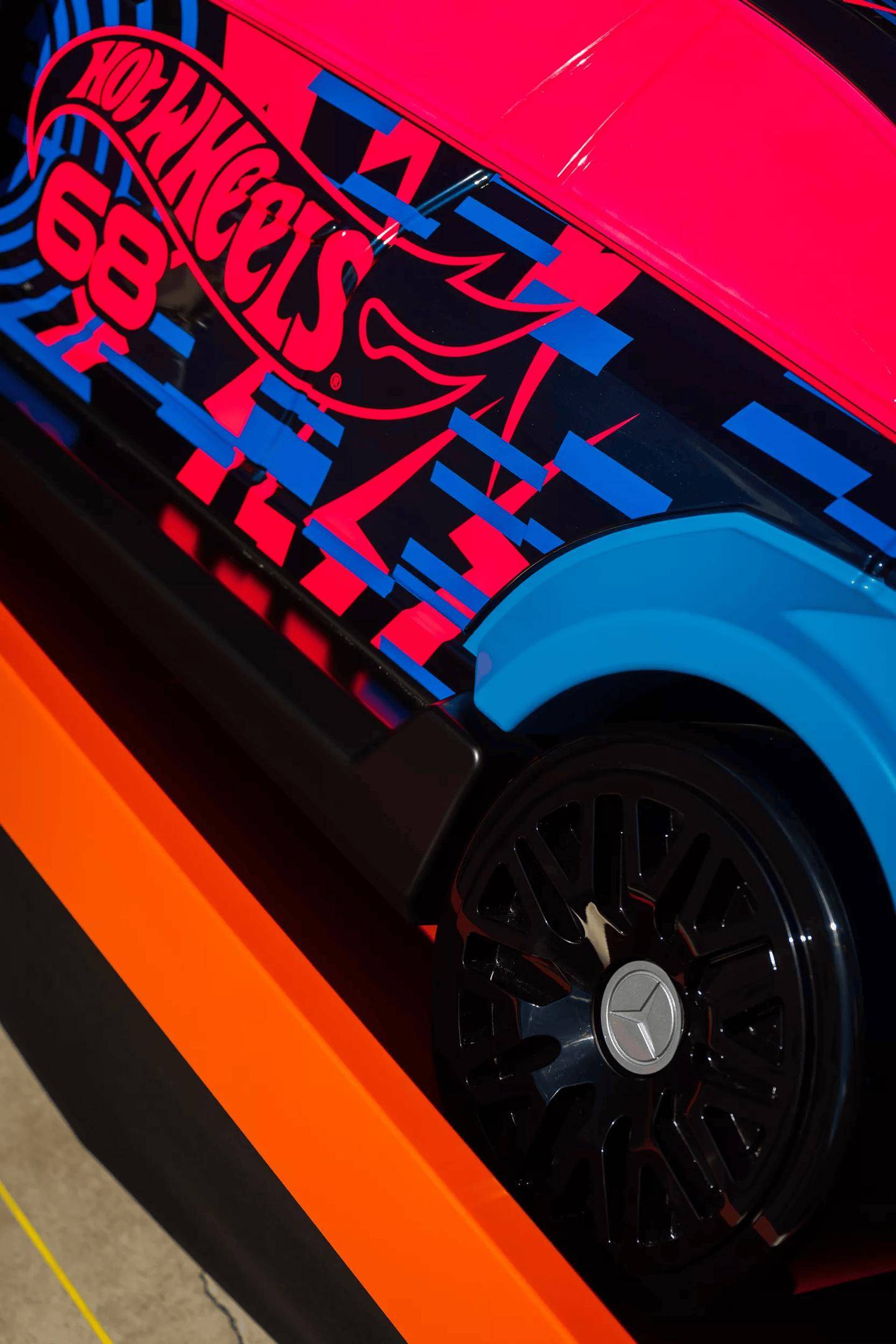 奔驰发布“成年人的玩具”：Hot Wheels 版 CLA 概念车亮相