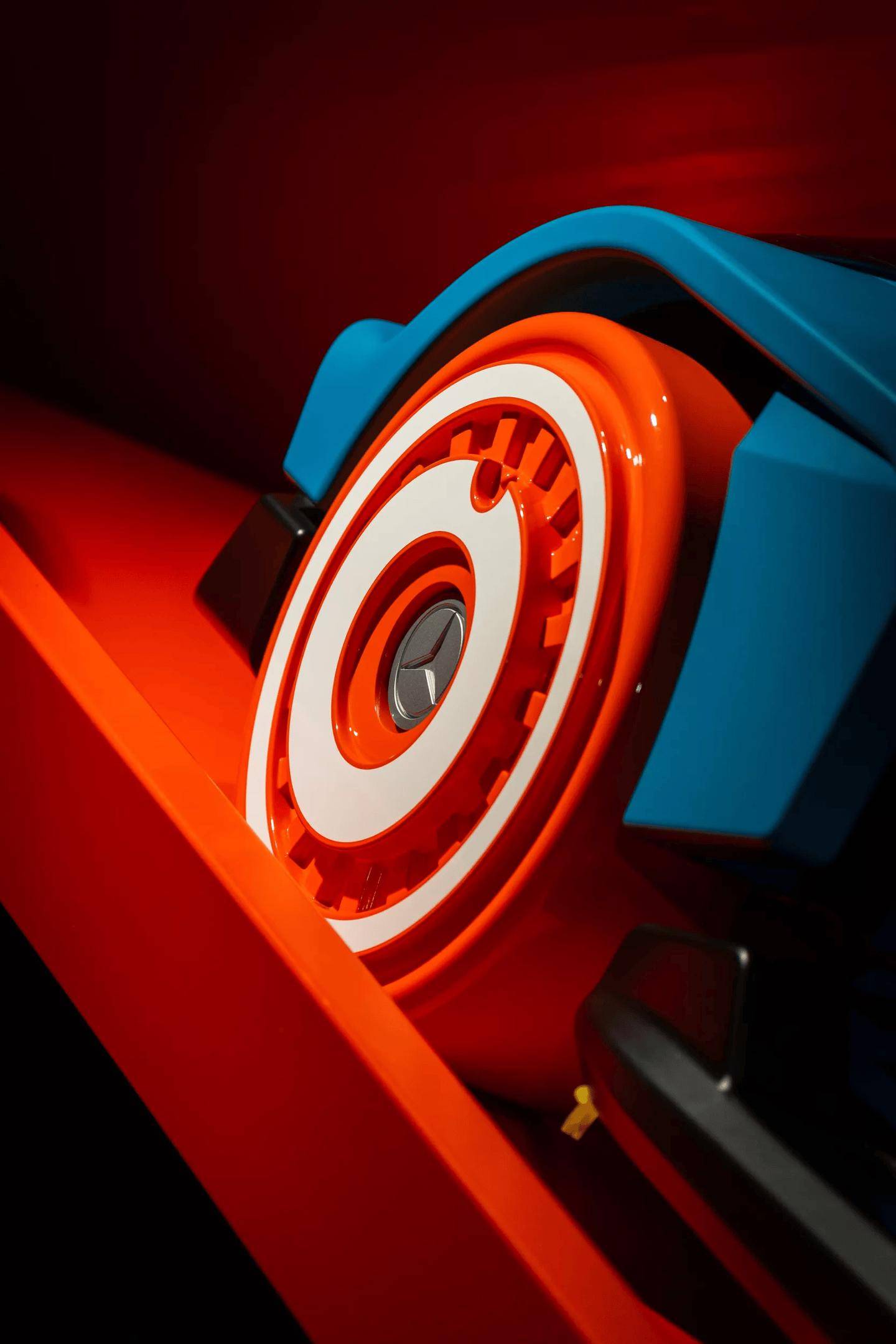 奔驰发布“成年人的玩具”：Hot Wheels 版 CLA 概念车亮相