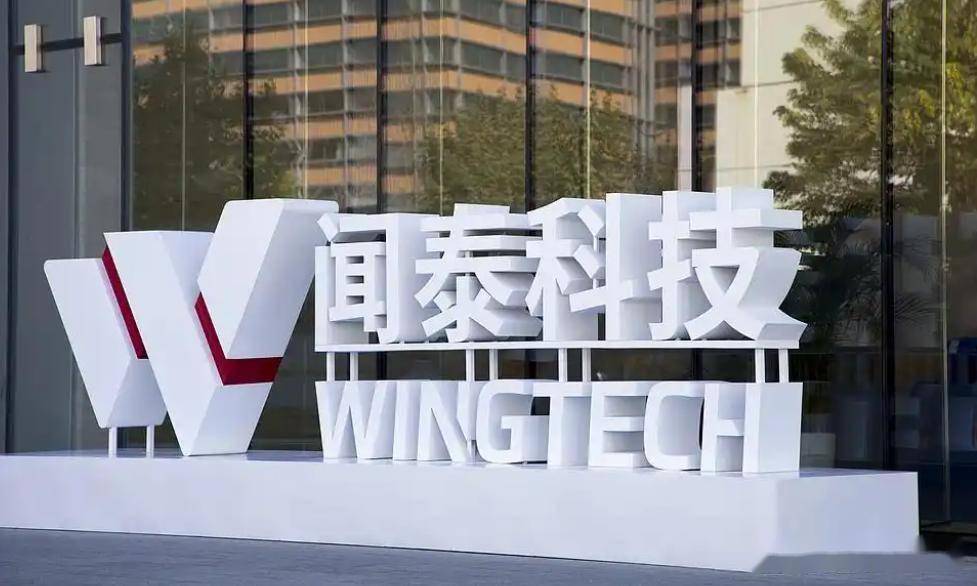 原创             没想到，董明珠小姐那句“绝不用一个海归派”的争议言论，这两天因为闻泰科技的遭遇，竟然再次“封神”了