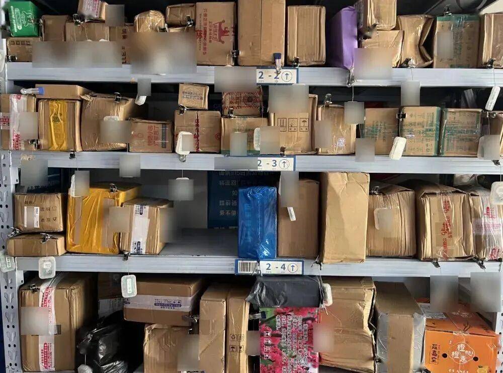 把快递纸箱囤在家里的人,悄悄吸入了更多甲醛……