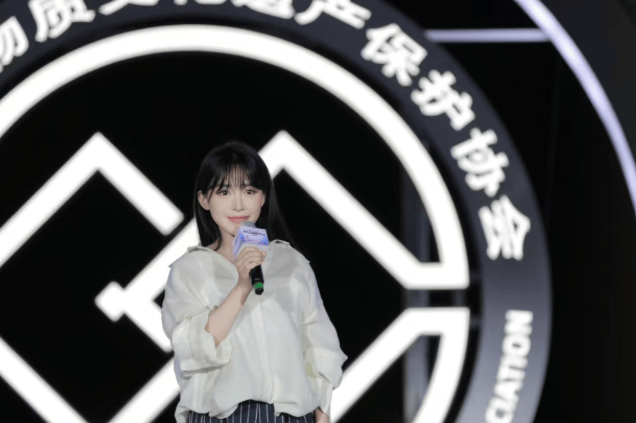 从5万到100万!顶流网红鸡排哥工作室增资,彻底玩大了