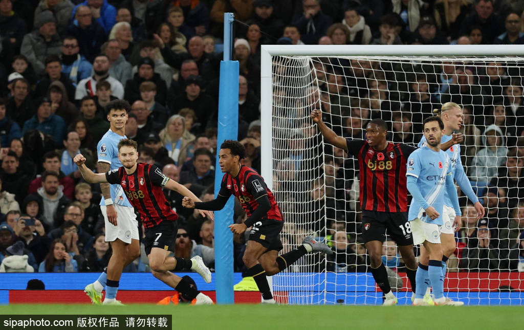 英超巅峰对决：曼联将在1月1英格兰足球超级联赛7日迎战曼城1月26日对阵阿森纳！