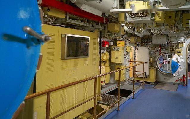 从战场到博物馆：641Б型潜艇“新西伯利亚共青团员”观光记