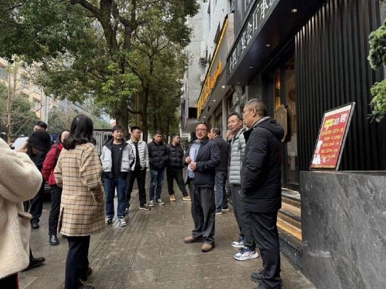 云南威信县一天制止8起滥办酒席,官方:陈说危害,狠刹借机敛财之风