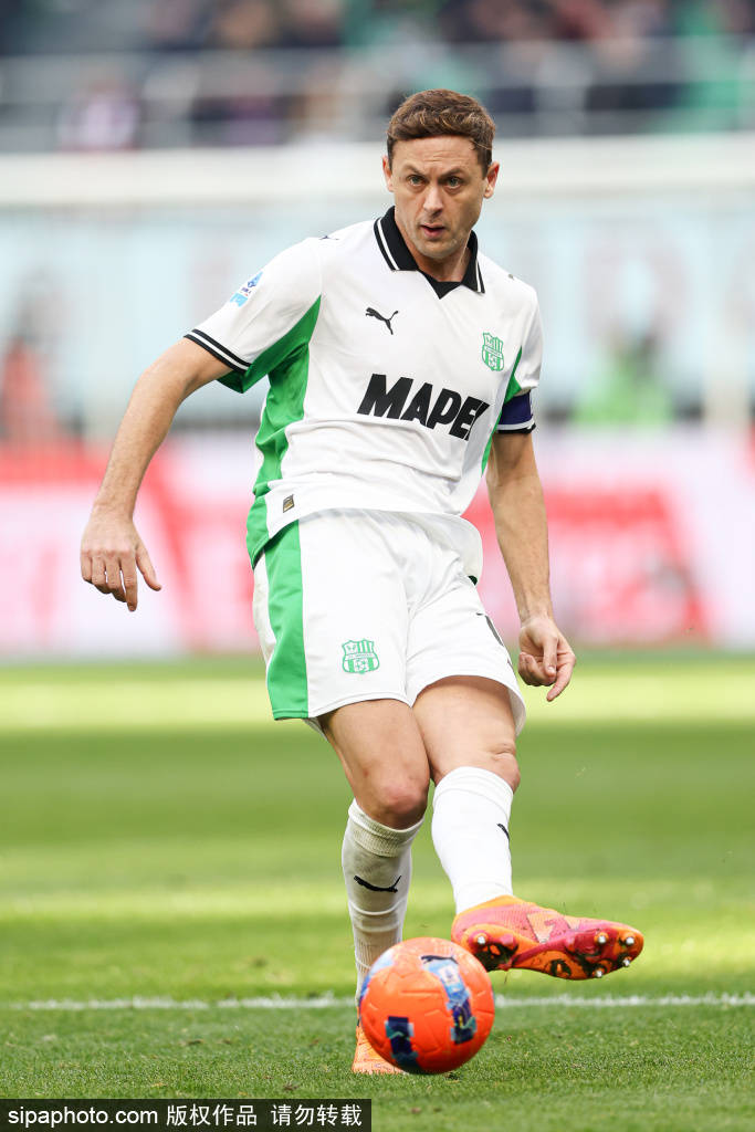 恩昆库留米兰的决心：米兰体育- 体育官方网站 世界杯官方指定投注平台背后的故事与战术分析