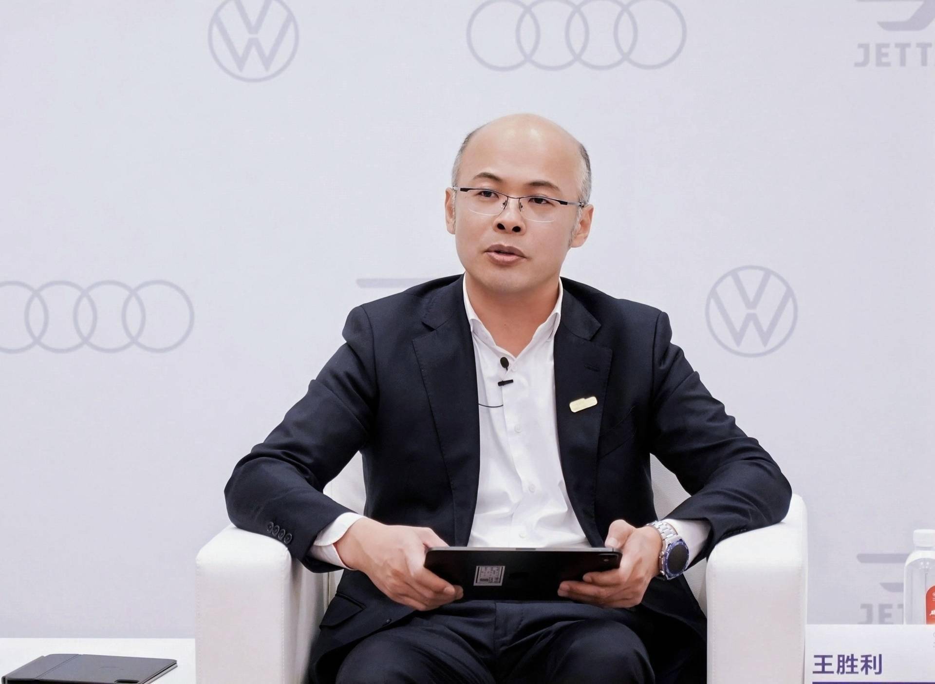 王胜利履新首谈规划！一汽-大众2026年发力新能源13款新车蓄势待发(图1)
