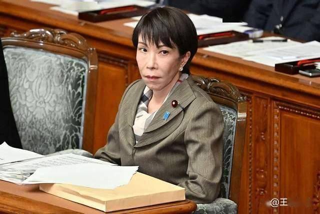 沉默2天后高市发声，中方回了8个字