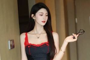 "快递放不放门口"引发纠