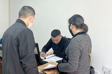 华欣美辰医美两次矫正“大小眼”未果 术前同意书引发拉锯战