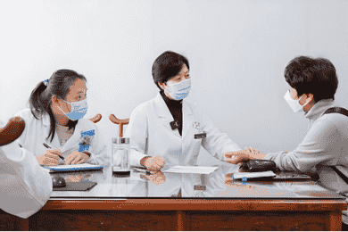 辛巴自创品牌“棉密码”卫生巾检出超高含量致癌