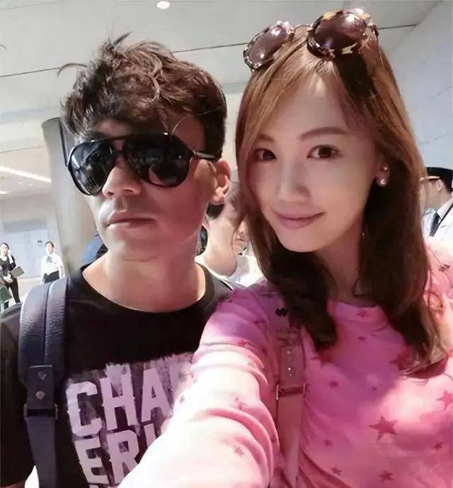 宋喆跟马蓉两人行为一直都没有被发现,而王宝强也没有发现两人之间的