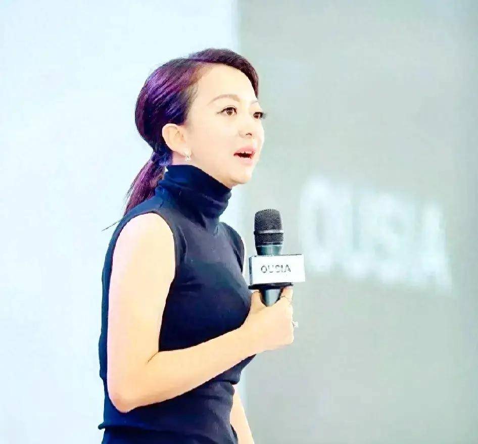 广东普宁80后女企业家:从立白公主到朝云掌门人,陈丹霞的商业传奇之路