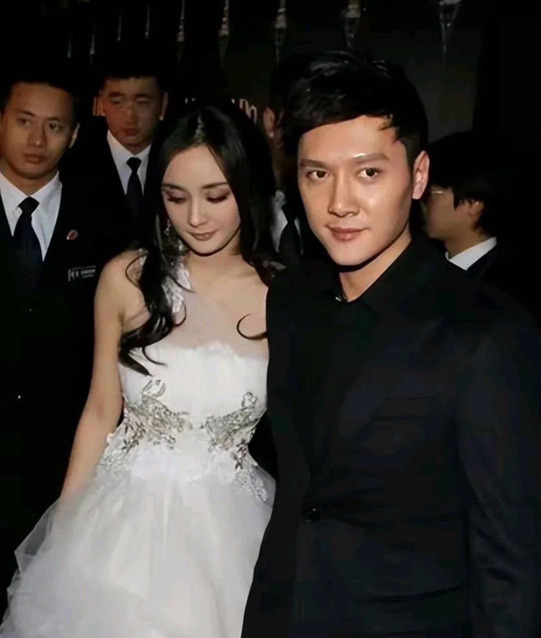 杨幂才是真正的男神收割机,隐秘恋情个个帅气,全靠绯闻维持热度_合作