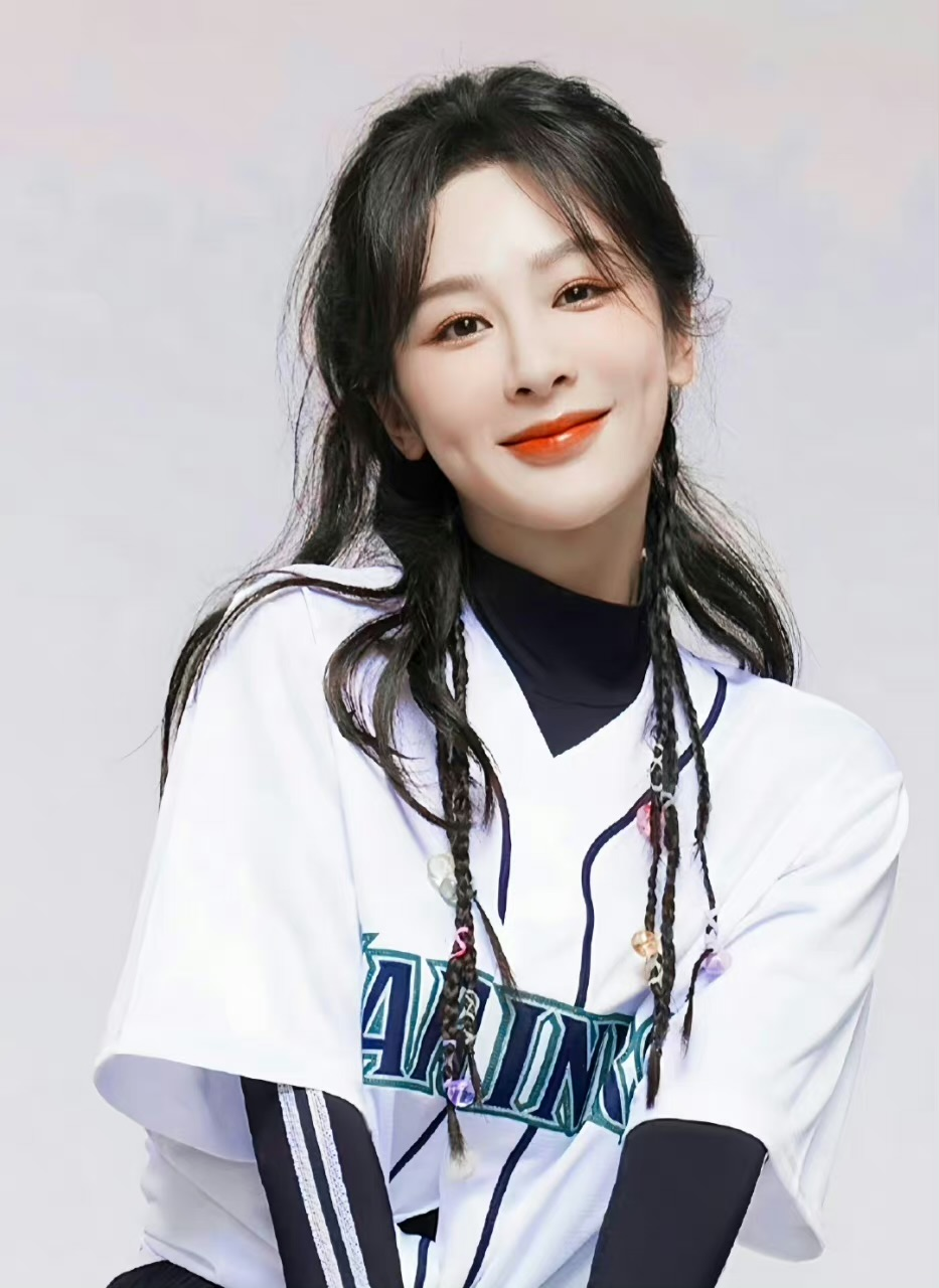 她曾被黑到逼着退出娱乐圈,如今网友用"震撼"形容,杨紫牛在哪_观众