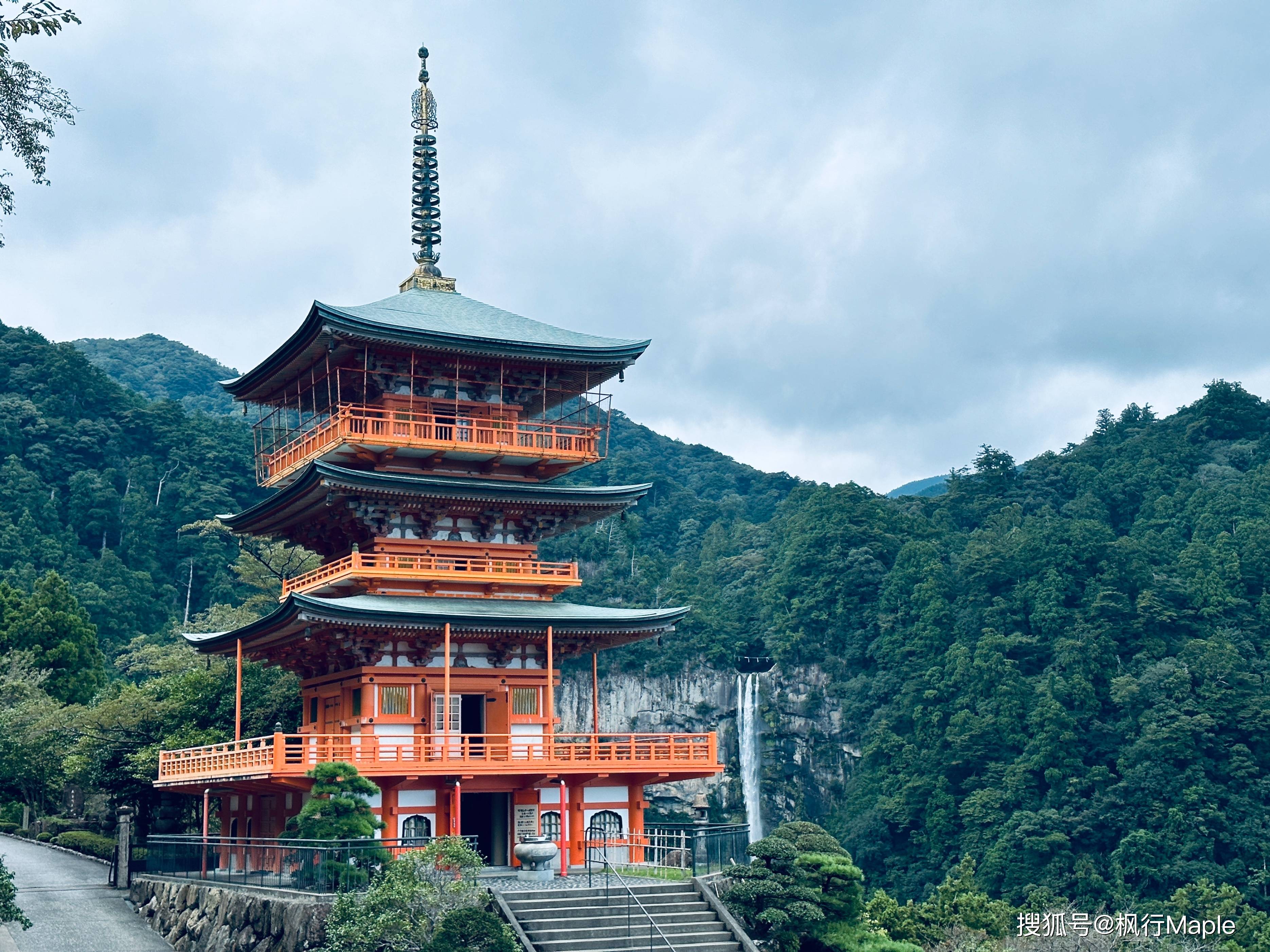 一輩子要去一次的朝聖之旅|熊野古道的那智山_日本