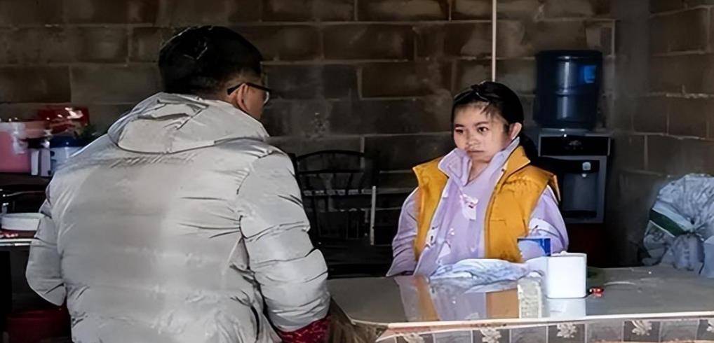 得知她生活不能自理后表示:我和她结婚_刘海涛_黄方_爸爸