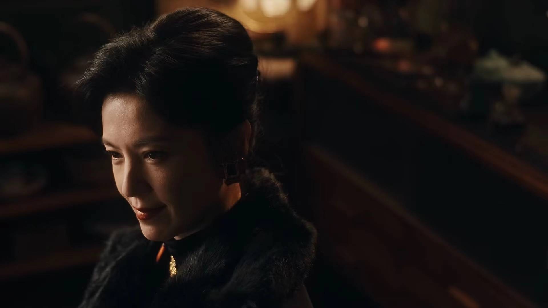 《繁花》林熙蕾饰演林太,上演眼神杀气场三米,间接吓死金老板_卢美琳