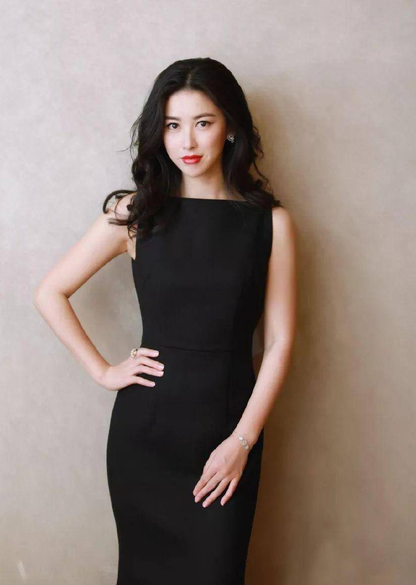 在这个"排骨精"的时代,那些"珠圆玉润"的女星,显得尤为珍贵_女明星