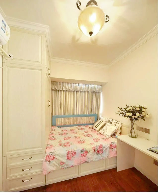 餐厅变身卧室,独特装修风潮引热议,年后家居改造新趋势