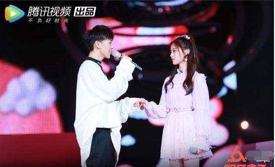 杨超越田燚最甜cp,高分贝战胜蔡维泽,网友:超越太给力了!