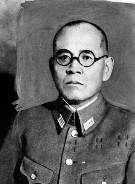 冈村宁次手握80万大军,当听到"无条件投降"后,冷冷说了四个字_日本