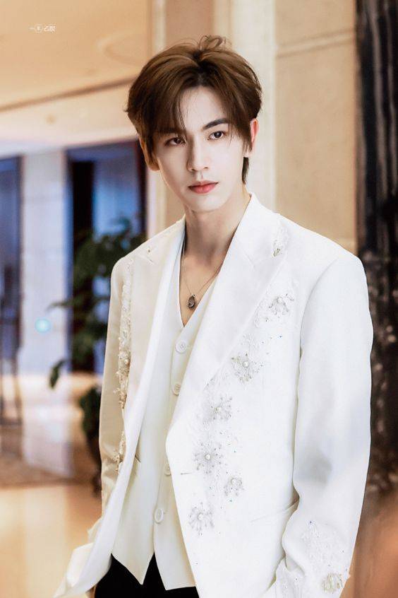 长相排行榜_2023年世界最帅面孔出炉!香港顶流姜涛位列第三,是亚洲第一帅!(2)