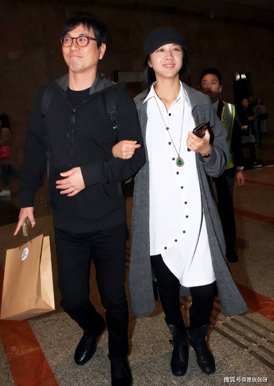 汤唯亲自回应离婚传闻:我与金泰勇永远恩爱如初,家庭是第一位!_丈夫_