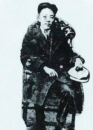 赵世炎:被叛徒出卖不幸被捕,去刑场的路上,高声喊:砍,用刀砍_革命