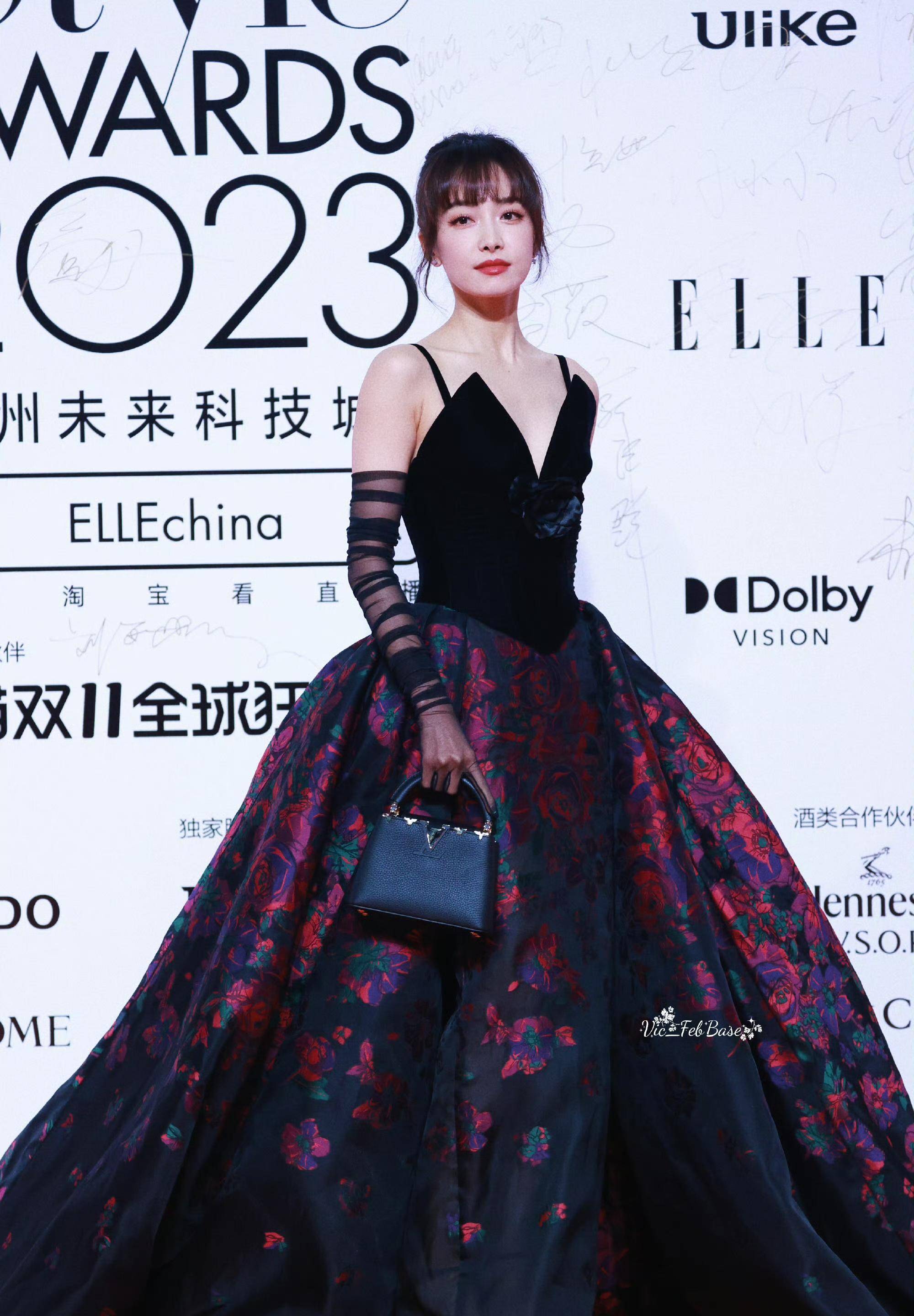 细数女星的elle风尚大典红毯造型,热巴女王礼服,杨紫仙气飘飘