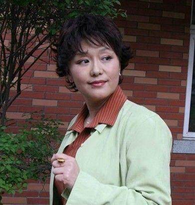 廖学秋:命运坎坷,年幼丧双亲,离婚后净身出户,至今单身一人_女人_婚姻