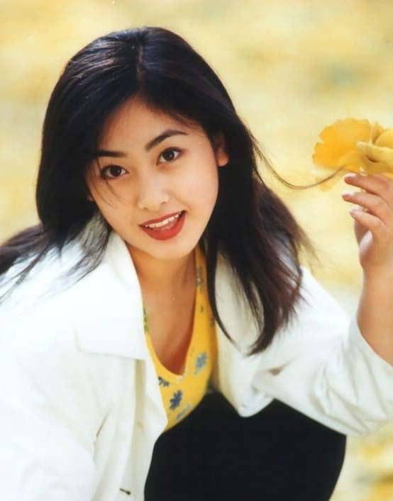 而王雅琦也是吴京演艺生涯中唯一的一位"绯闻女友"