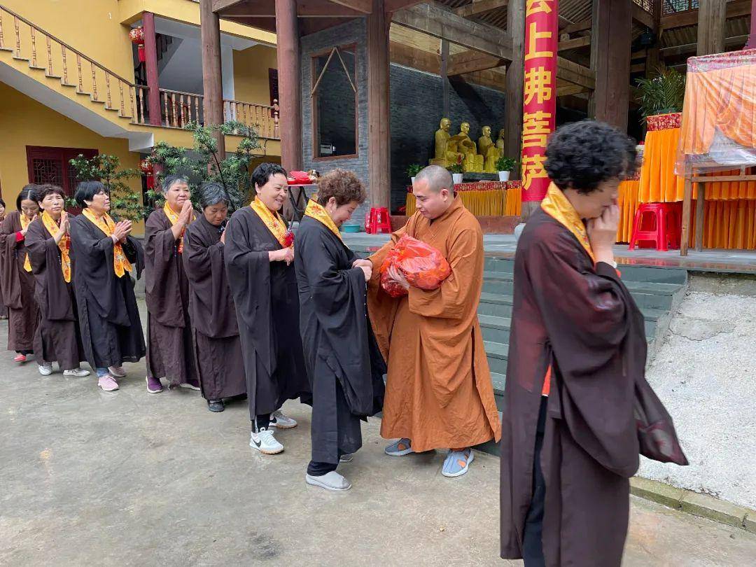 靈峰巖下古寺幽,滄海桑田眼底收——遊浙江寧波大乘禪寺_泉水_寧海縣