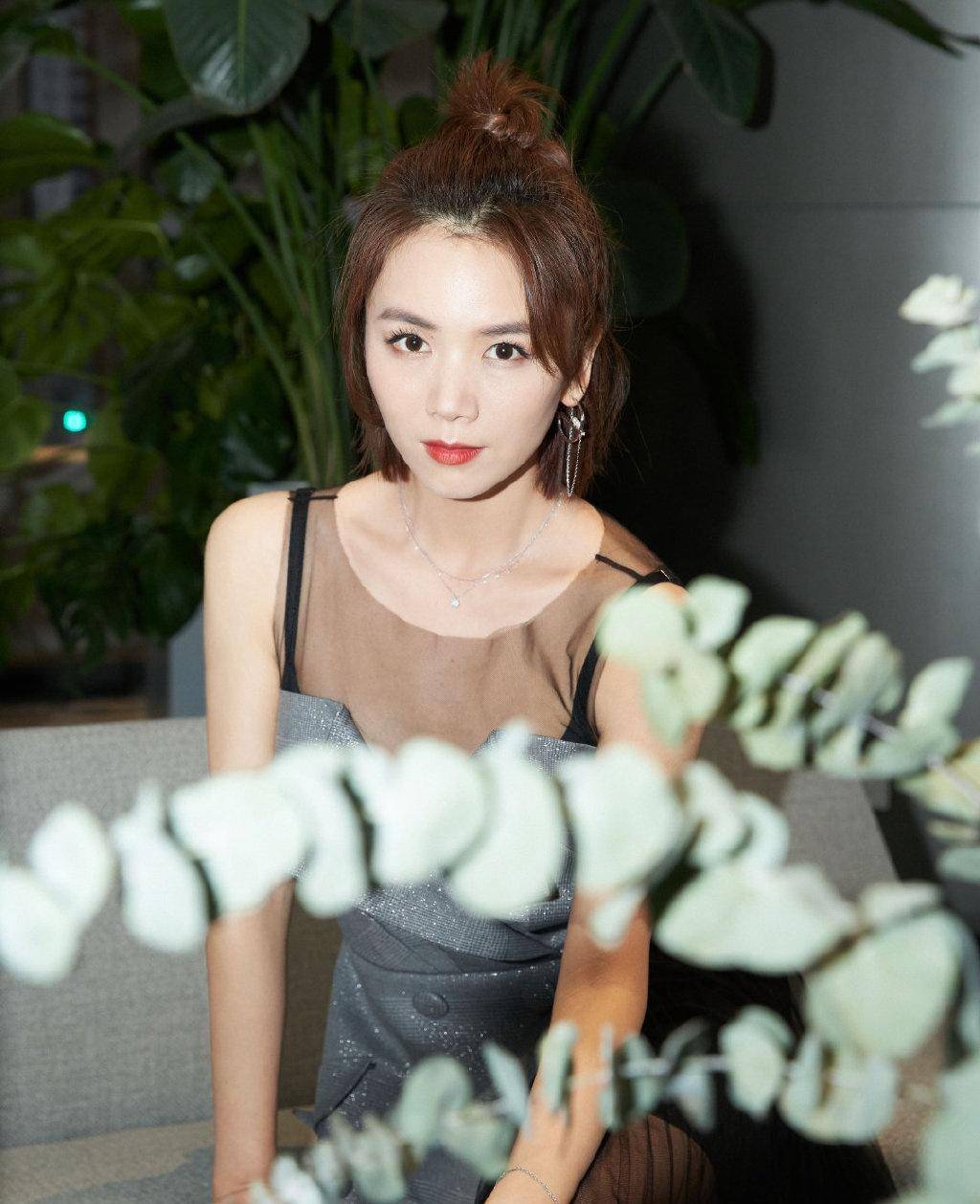 曹曦文虽然被说是小刘涛,但她的戏路更广_长相_的发展_女人