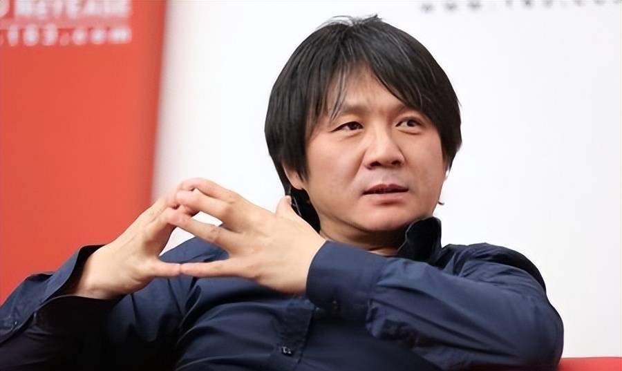 低调的黑豹主唱:不与窦唯争高低,情钟影后咏梅,54岁坚持不生子_栾树