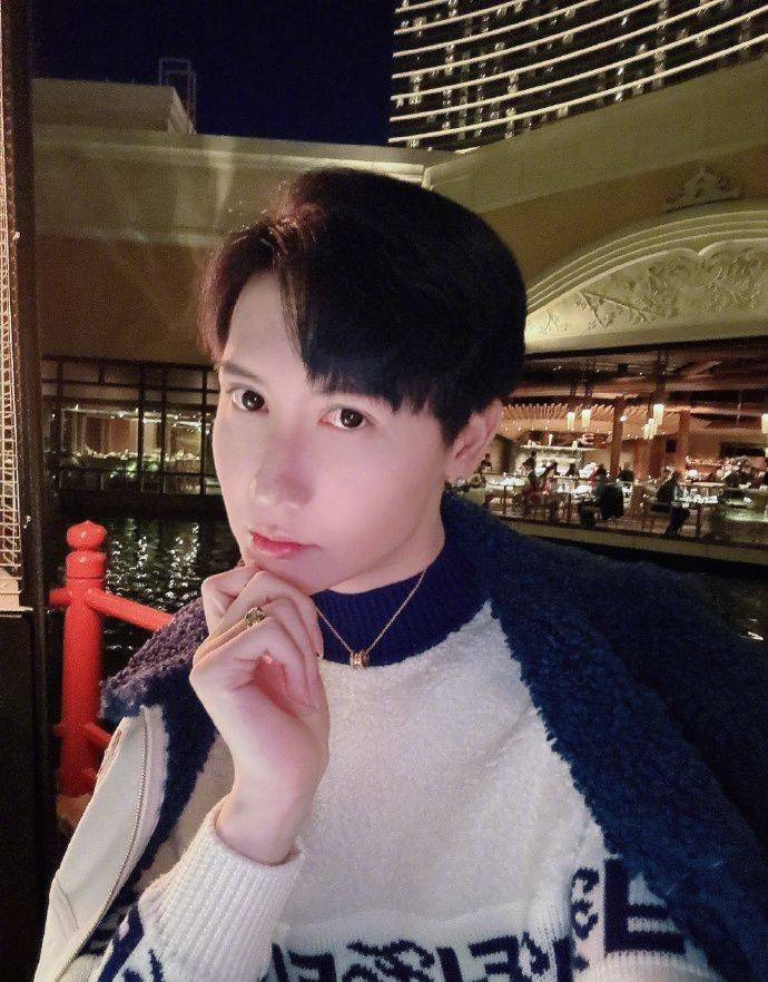 刘梓晨近况曝光!