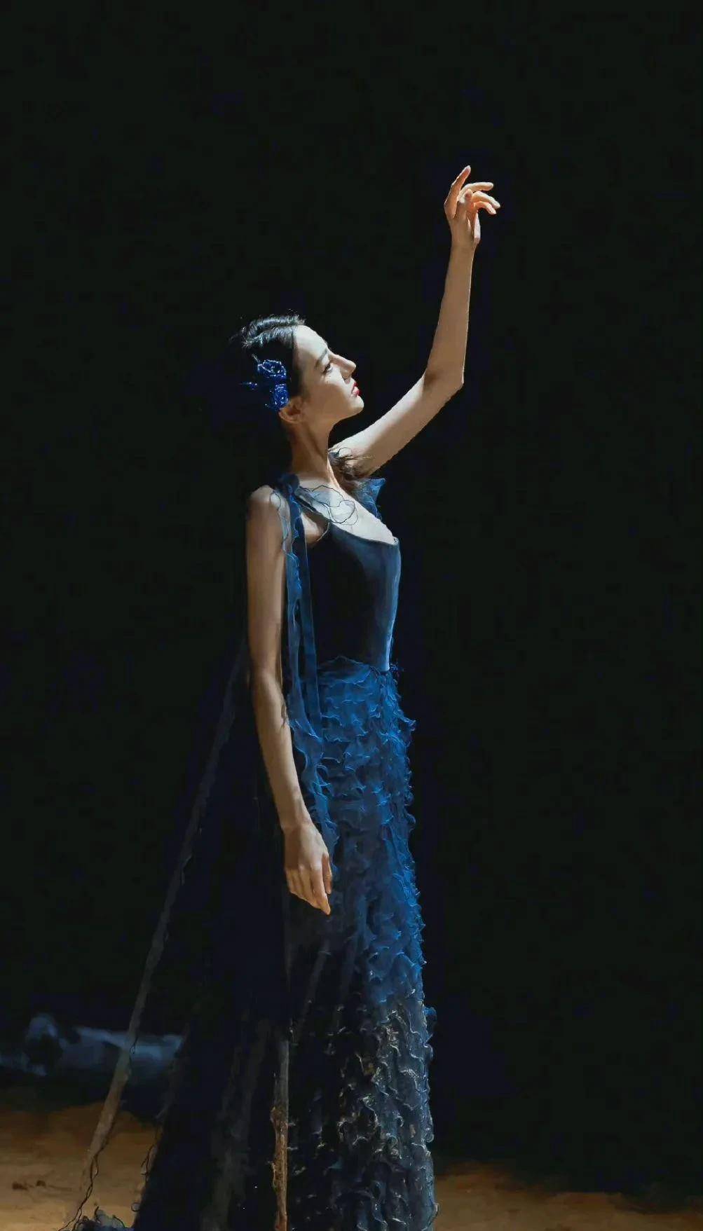 迪丽热巴又美出新高度!