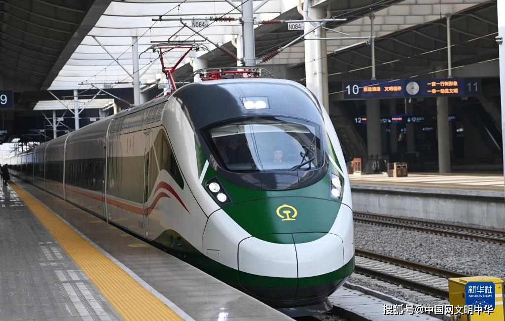 1月10日,西安至上海的d94次cr200j1-c型"复兴号