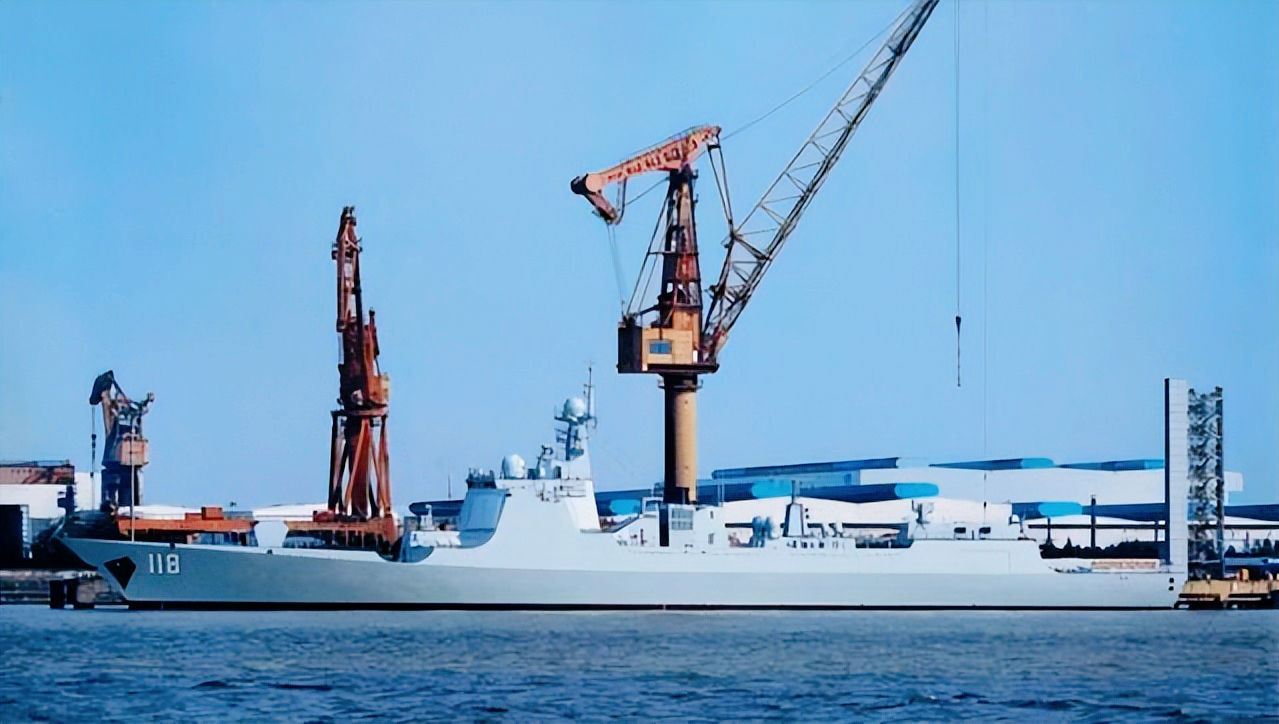 新型的052e型驱逐舰,体量达9000吨,未来是否会大批量建造?