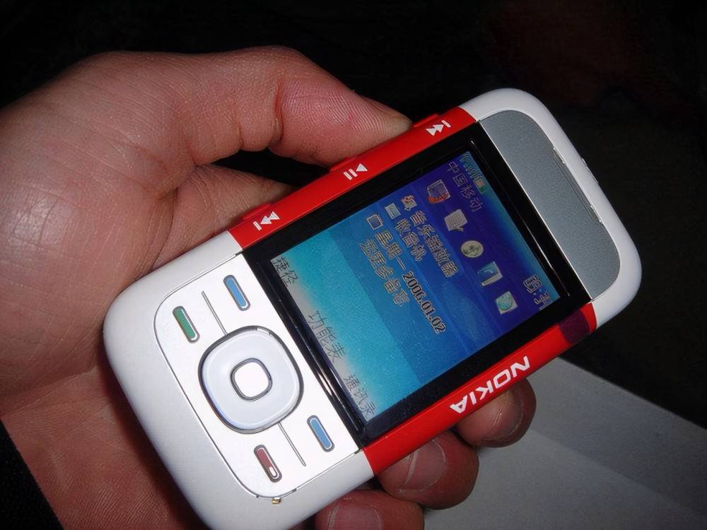 诺基亚经典红白机,从3000变十元机,带你穿越18年的青春