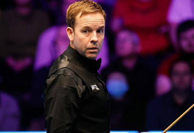 44岁名将过关,与奥沙利文争夺冠军_卡特_马克_艾伦