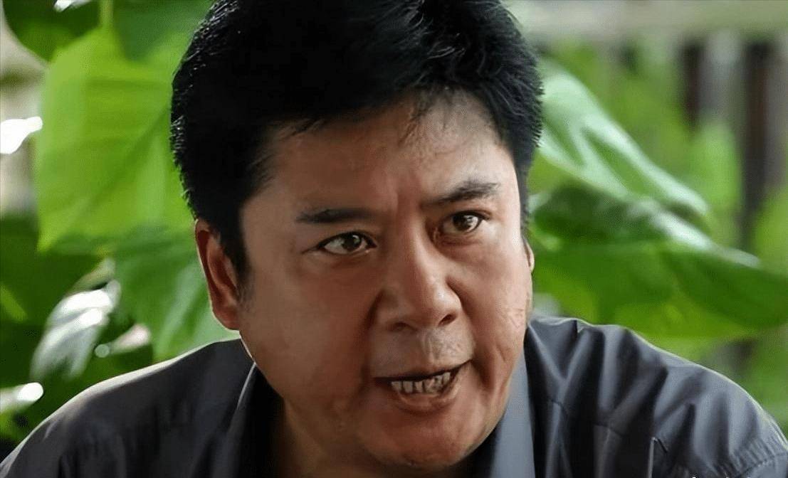 演员张潮:再婚娶小20岁娇妻,62岁又做父亲,大女儿也是知名演员_艾丽玛