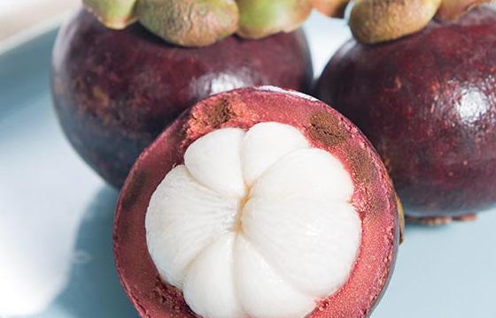 难怪山竹卖那么贵,原来山竹的采摘这么麻烦,这次开眼界了_水果_价格