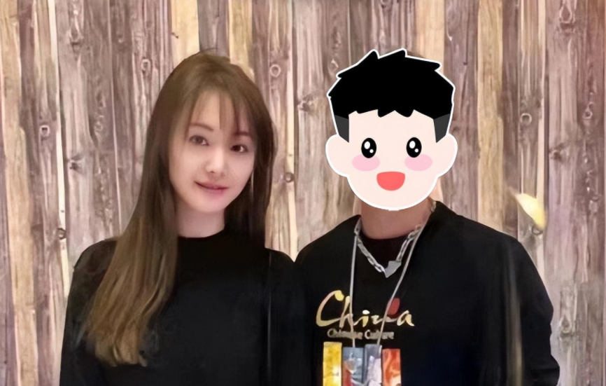 郑爽美国生活现状,喝自来水,省卫生纸,欠债9000万不敢回国_孩子_张恒