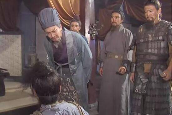 如果诸葛亮让此人来守街亭,或许街亭不会丢,不是赵云也不是魏延_王平