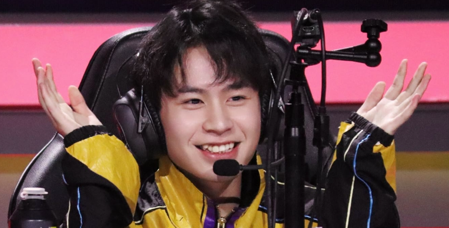 为让无畏转回打野,粉丝已经闹到kpl总部,打电话举报hero管理_辅助